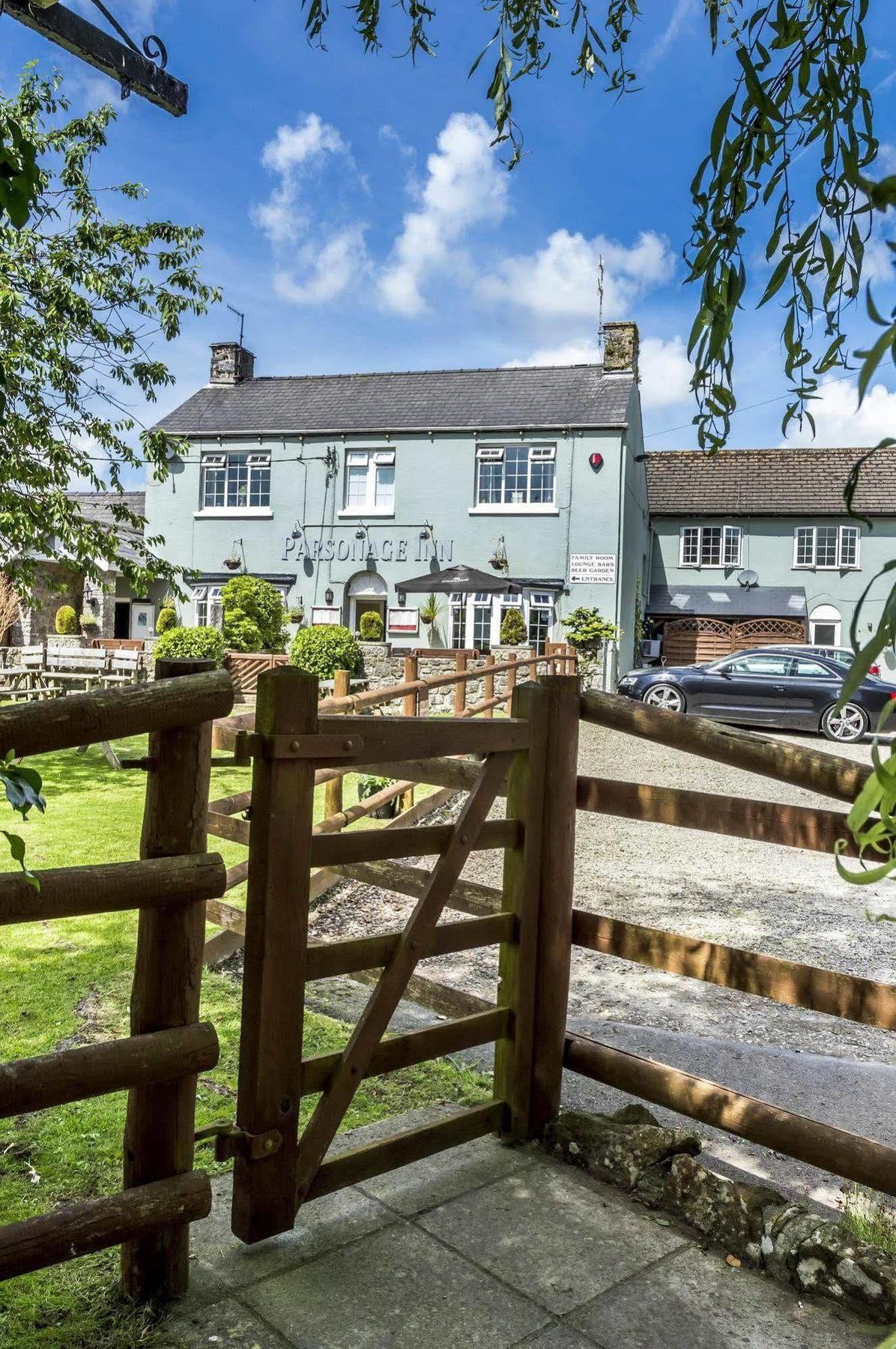 Parsonage Farm Inn Saint Florence Exterior foto